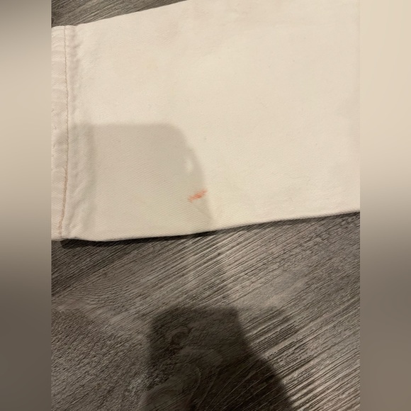 white levi’s - Picture 5 of 7